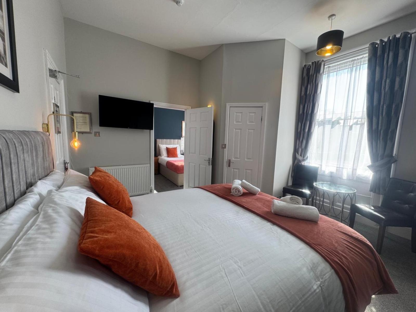 스카버러 The Rockside B&B 외부 사진