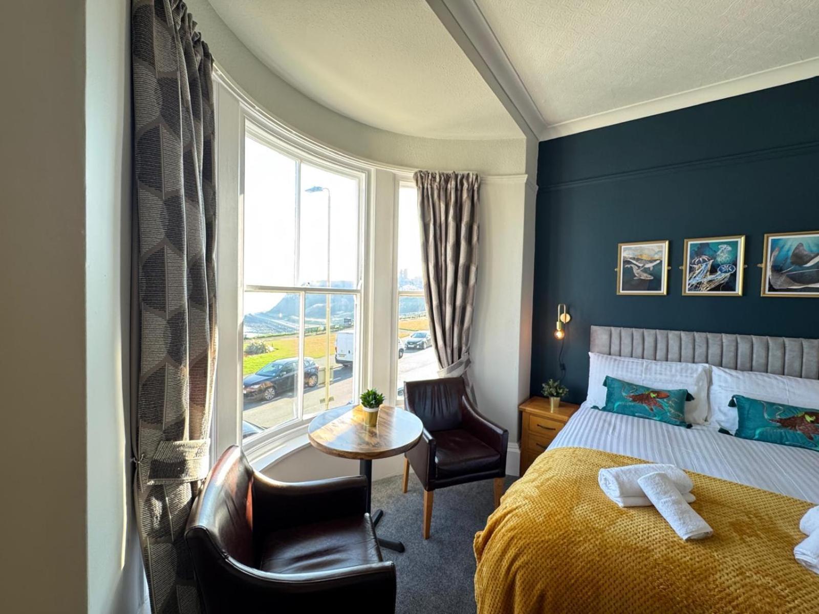 스카버러 The Rockside B&B 외부 사진