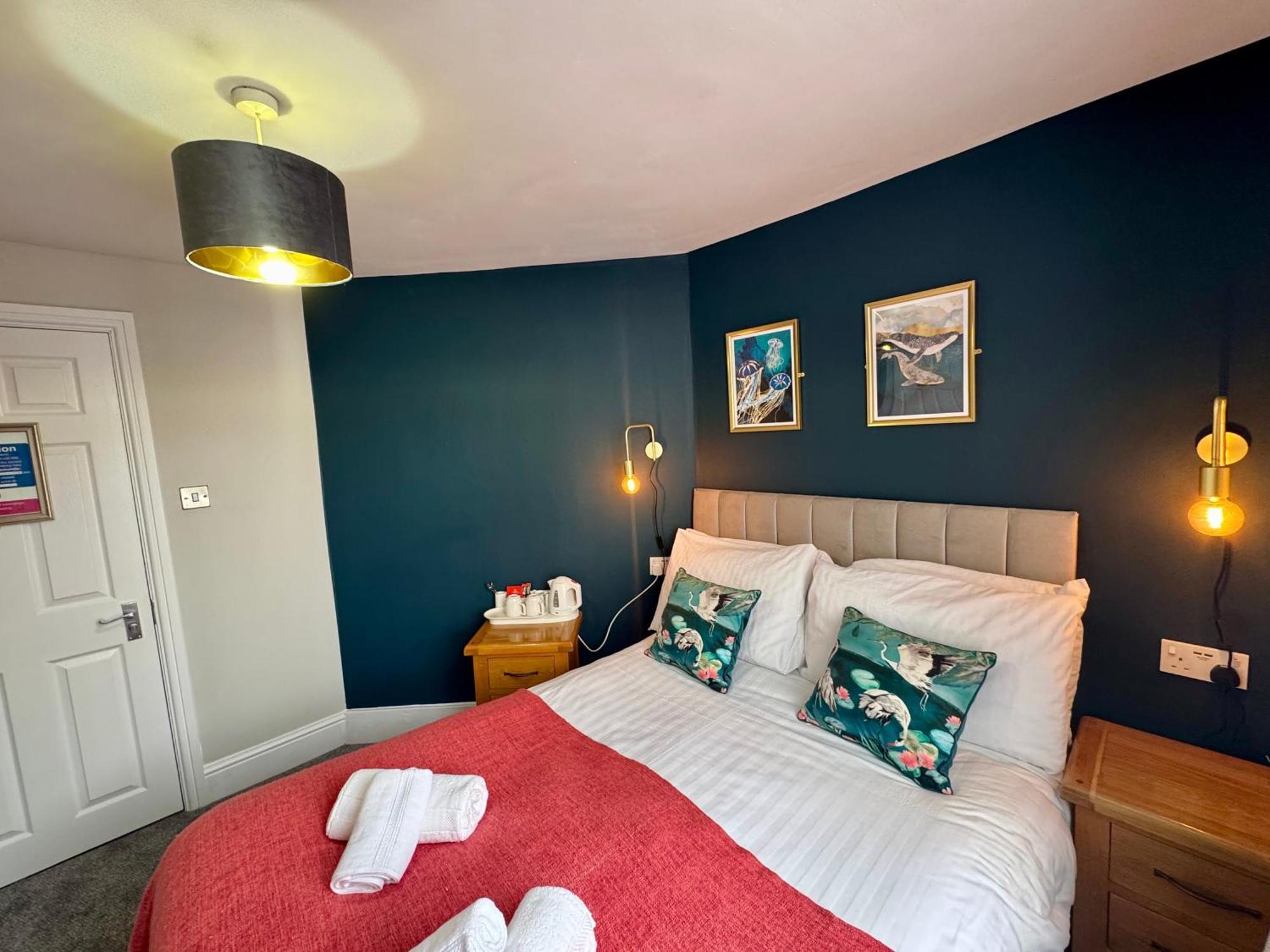 스카버러 The Rockside B&B 외부 사진
