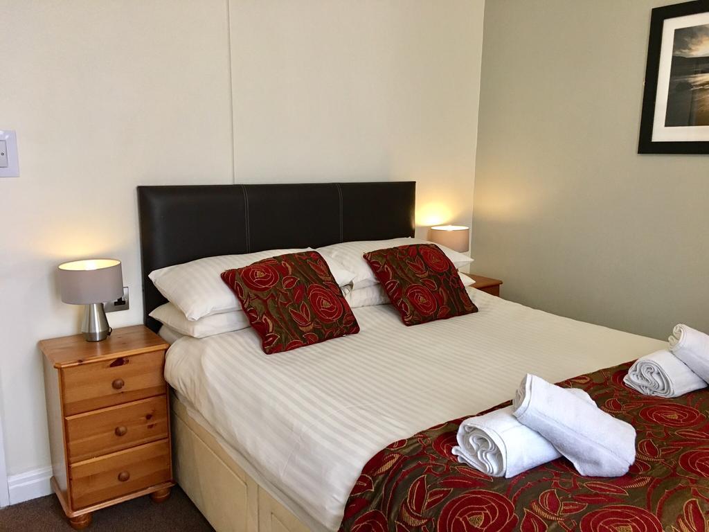 스카버러 The Rockside B&B 외부 사진