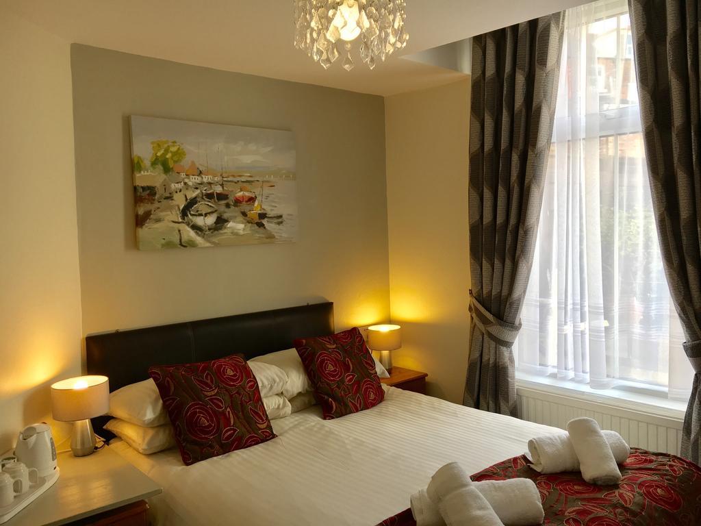 스카버러 The Rockside B&B 외부 사진